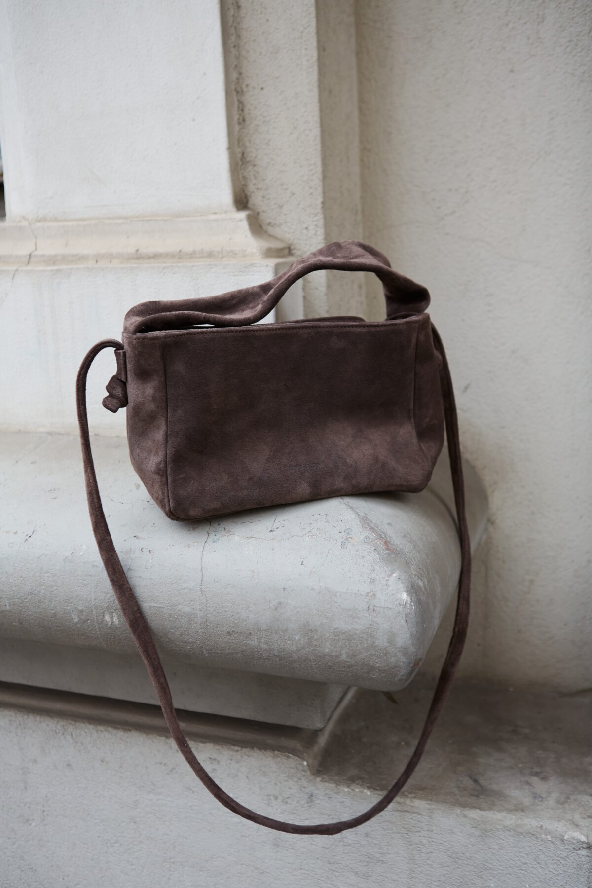 Crossbody bag Meru