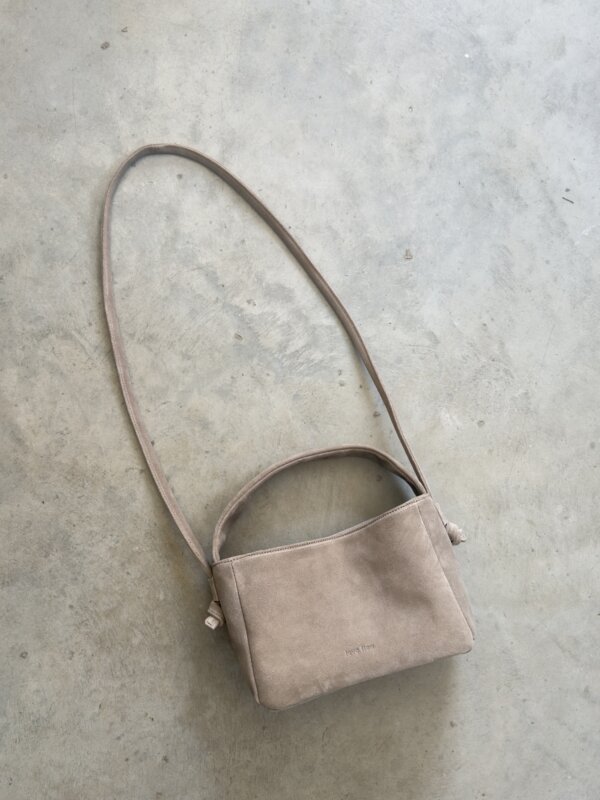 Crossbody bag Meru